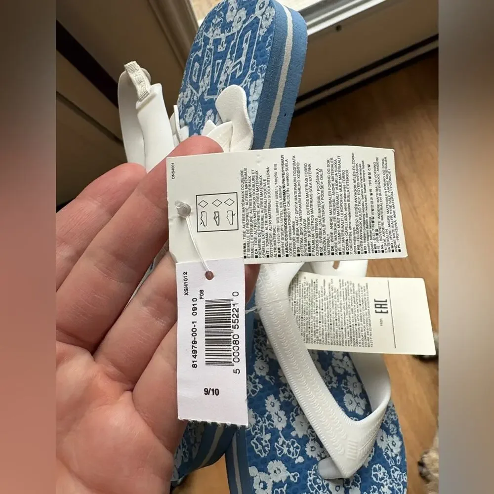 Baby Gap summer sandals